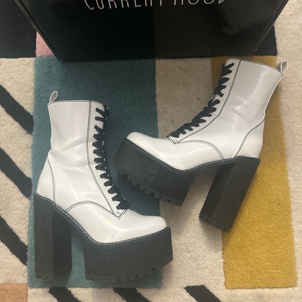 Current mood, Nancy boots worn twice